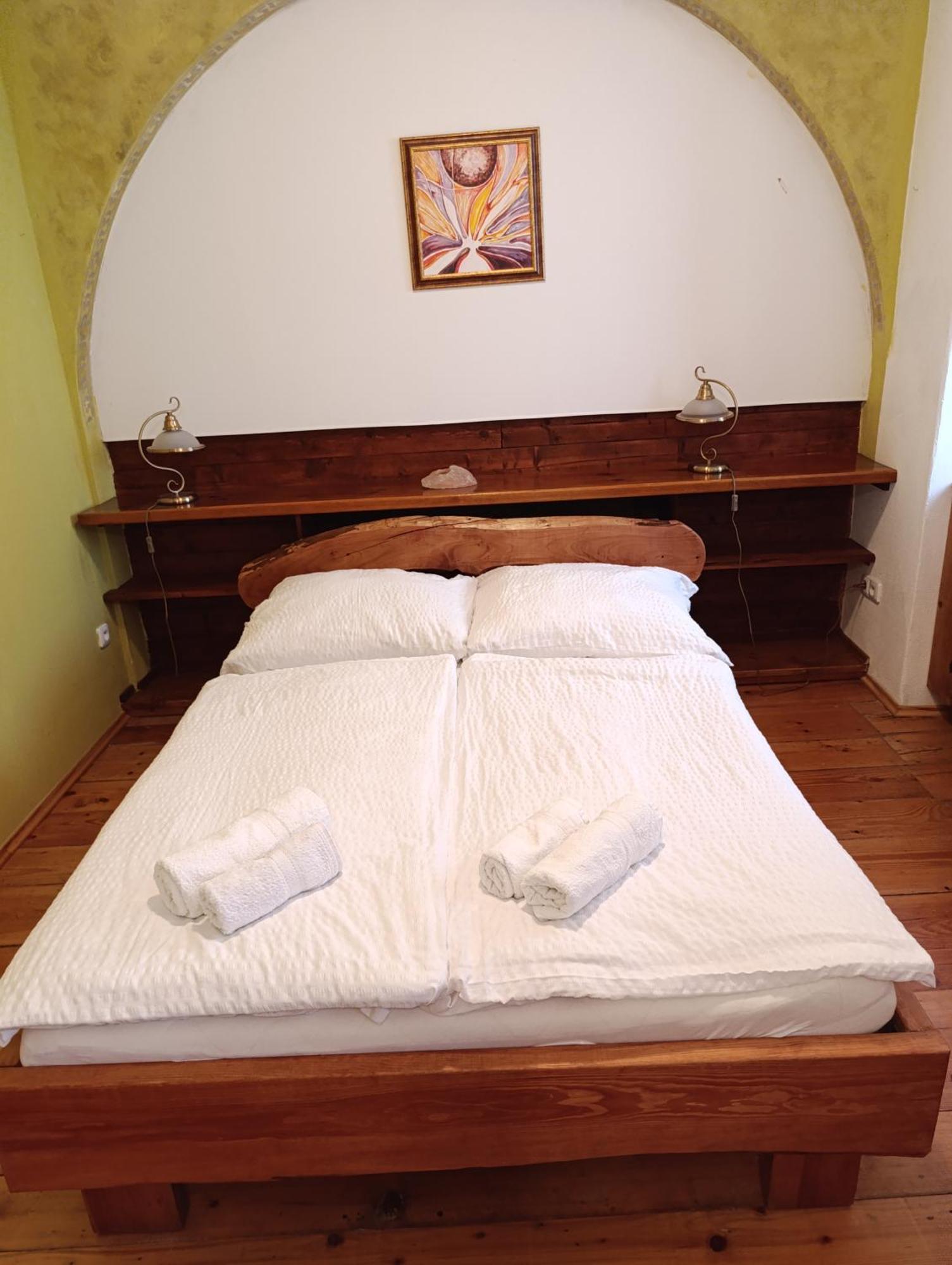 Hotel Penzion Avalon Valtice Esterno foto